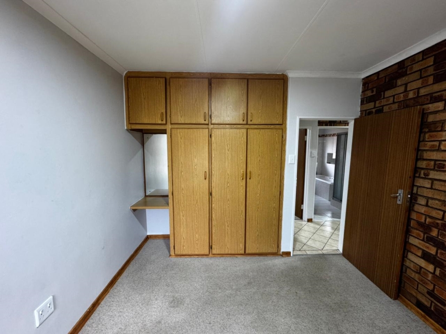 To Let 4 Bedroom Property for Rent in La Provance Free State